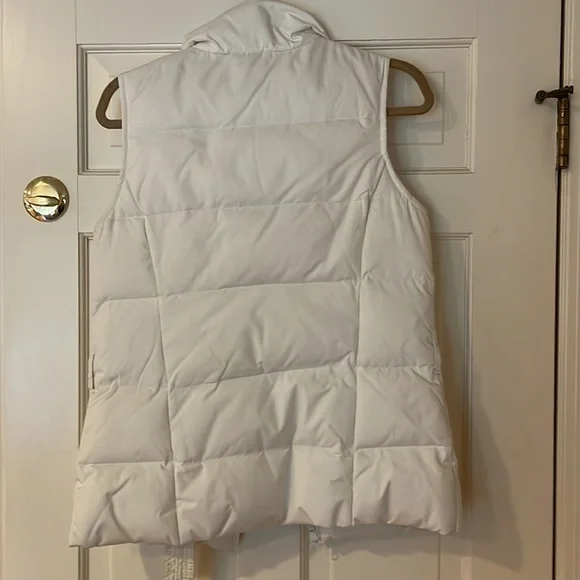 Gap white puffer vest XS - Picture 5 of 6
